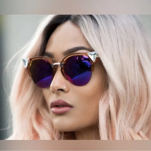 FENDI Vintage Iridia Cat Eye Sunglasses with Black Case - Picture 9 of 9